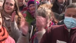 CLEAN : "Stag-hunting," a "cruel" practice that must be "banned" says Yannick Jadot News Clip