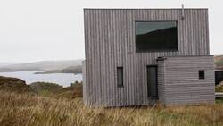 Eco-Friendly Architecture: The Hen House on the Isle of Skye Instructional Video