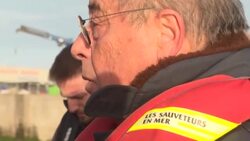 CLEAN : Tribute in the English Channel for migrants who died one year ago News Clip