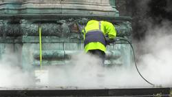 Queen Victoria statue vandalised in Leeds News Clip