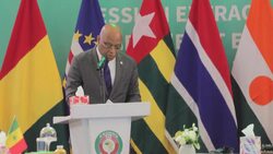 CLEAN : W. African bloc to impose border closures, embargo on Mali junta News Clip