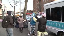 CLEAN : Covid testing kits handed out to New Yorkers amid Omicron surge News Clip