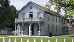 Thomas Edison: The Inventor Who Changed the World Instructional Video