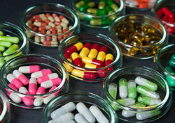 Antibióticos: su importancia y el desafío de las superbacterias Instructional Video