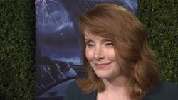 Pratt and Howard debut new 'Jurassic World' ride, promise 'Jurassic World 3' will blow you away Instructional Video