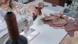 How a Nokona Baseball Glove Is Made News Clip