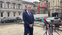 Sinn Fein says Seamus Woulfe’s position as Supreme Court judge is ‘untenable’ News Clip