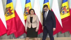 CLEAN : Poland PM Morawiecki welcomes Moldovan counterpart Gavrilita News Clip