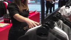 CLEAN : A Rolling Stones store opens its doors in London News Clip