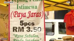 Malaysia’s Ramadan bazaars go online amid pandemic News Clip