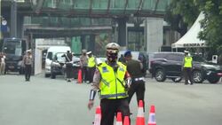 CLEAN : Jakarta: Southeast Asian leaders arrive for talks on Myanmar crisis News Clip