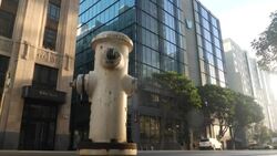 Twitter HQ and Meta adverts News Clip