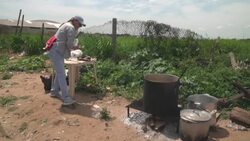 CLEAN : Roadblocks in Bolivia on second day of strike over national census News Clip