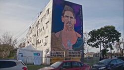 CLEAN : Multi-story mural for hometown hero Messi News Clip