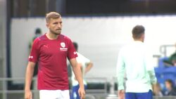 Michał Helik warming up before match News Clip