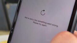 VOICED : Facebook, Instagram y WhatsApp sufren corte masivo News Clip