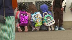 Edmonton students return to school under threat of teacher strike News Clip