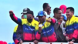 CLEAN : Venezuelan athletes hold open top bus parade after best-ever Olympics News Clip