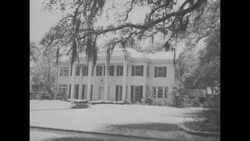 Snow falls in Mobile, Alabama but vanishes to nice spring day 24 hours later, and people shovel deep snow in Cleveland, Ohio News Clip