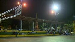 CLEAN : Venezuelans migrants transform Colombia's parks into open air bedrooms News Clip