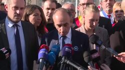 CLEAN : French far-right blasts Macron for accepting migrant ship News Clip