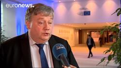 EU moves to protect online shoppers News Clip