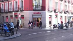 CLEAN : STOCKSHOTS: Vodafone returns to growth in Europe and Africa News Clip