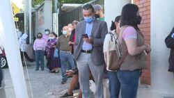 CLEAN : Hondurans wait for polling station to open in presidential election News Clip