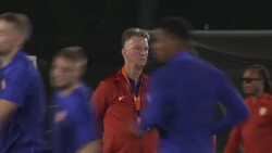 van Gaal during Netherlands training at the 2022 World Cup News Clip