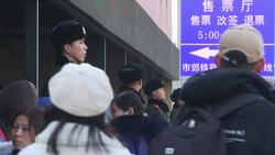 Lunar New Year brings flood of Chinese travelers Instructional Video