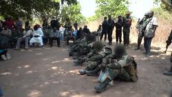 CLEAN : Release of 7 captured Senegalese soldiers under way in Gambia News Clip