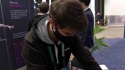 VOICED : El Metaverso recibe un toque de realidad en el CES de Las Vegas News Clip