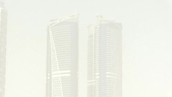 CLEAN : World's tallest building engulfed as Mideast sandstorms hit UAE News Clip