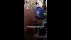 Dozens arrested after anti-immigration protesters scuffled with UK police News Clip