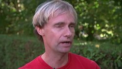 Beluga whale spotted in River Thames Stock Footage