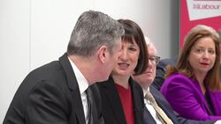 Starmer leads roundtable with business leaders in City of London News Clip