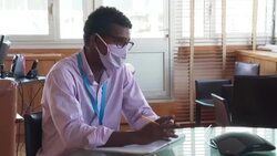 CLEAN : Mandatory vaccination, roadblocks cripple Martinique hospital News Clip