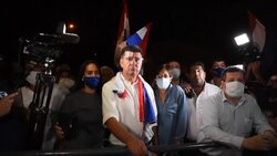 CLEAN : Paraguay opposition leader Efraín Alegre surrenders to police News Clip