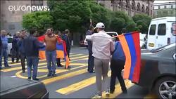 Pashinyan meets with president over bid to become PM News Clip