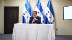 VOICED : Defensa de Hernández demanda en EEUU a presidente del Congreso de Honduras News Clip