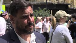 Protesters demand support for the UK’s travel industry in London News Clip