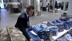 Spanish retail sales slip as inflation rises News Clip