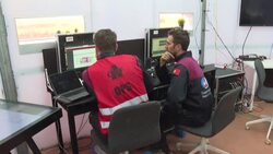 CLEAN : In the Israeli desert, astronauts simulate "life on Mars" News Clip