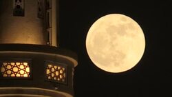 CLEAN : 'Strawberry Supermoon' rises over Dubai News Clip