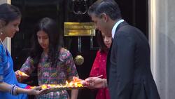 Rishi Sunak and his family light candles in Downing Street for Diwali News Clip
