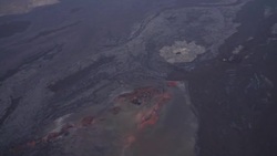 CLEAN : Hawaii Mauna Loa volcano eruption “greatly reduced” (USGS) News Clip