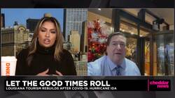 Louisiana Entices Tourists With Its Celebration Gator Macy's Thanksgiving Float News Clip