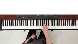 How to Play a Minor Pentatonic Scale in C Instructional Video