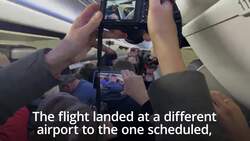 Kremlin critic Navalny lands in Moscow News Clip