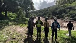 CLEAN : Rescue workers search for Venezuela landslide survivors News Clip